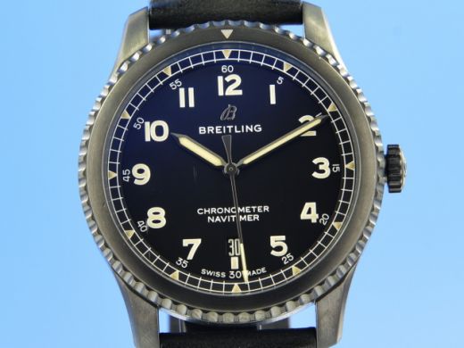 Breitling Navitimer 8 Automatik Black