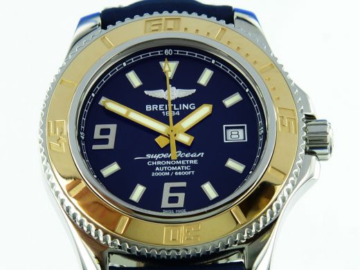 Breitling Superocean Stahl/Roségold 44 mm - C17391 