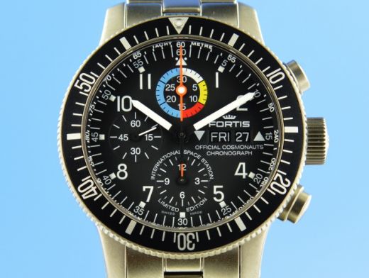 Fortis Cosmonauts B42 - ISS Herren Chronograph Titan