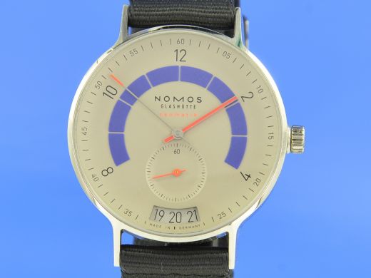Nomos Autobahn neomatik 41 Datum