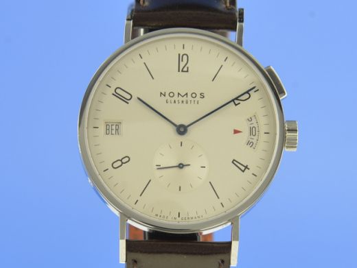 NOMOS Tangomat GMT