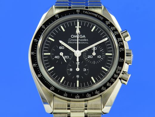 Omega Speedmaster Moonwatch Master Chronometer