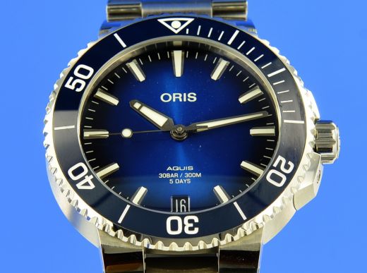 Oris Aquis Date, Caliber 400 7769