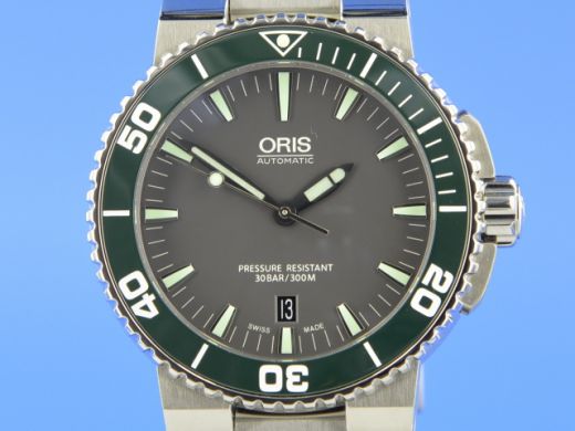 Oris Aquis Date