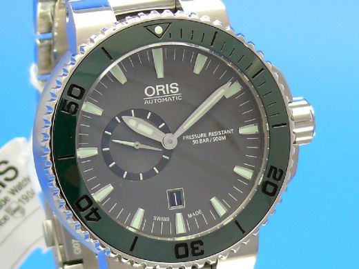 Oris Aquis Small Second Date