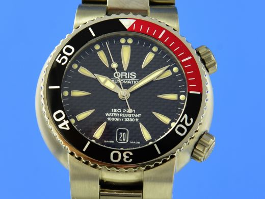 Oris Divers Titan Date 44mm