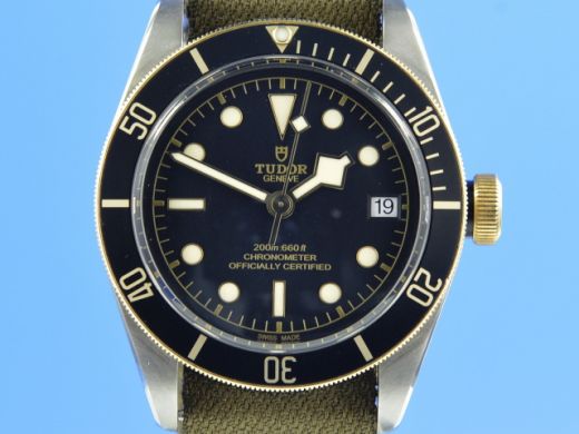 Tudor Black Bay Stahl / Gold