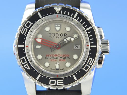 Tudor Hydronaut 1200