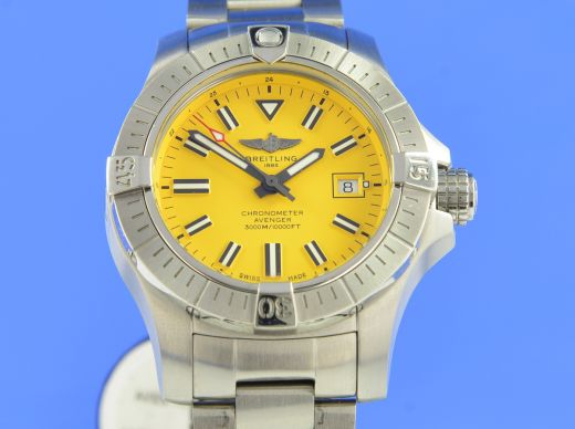 Breitling Avenger Seawolf 45mm Automatik