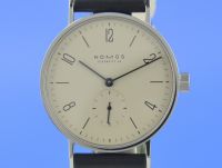 Nomos Tangente