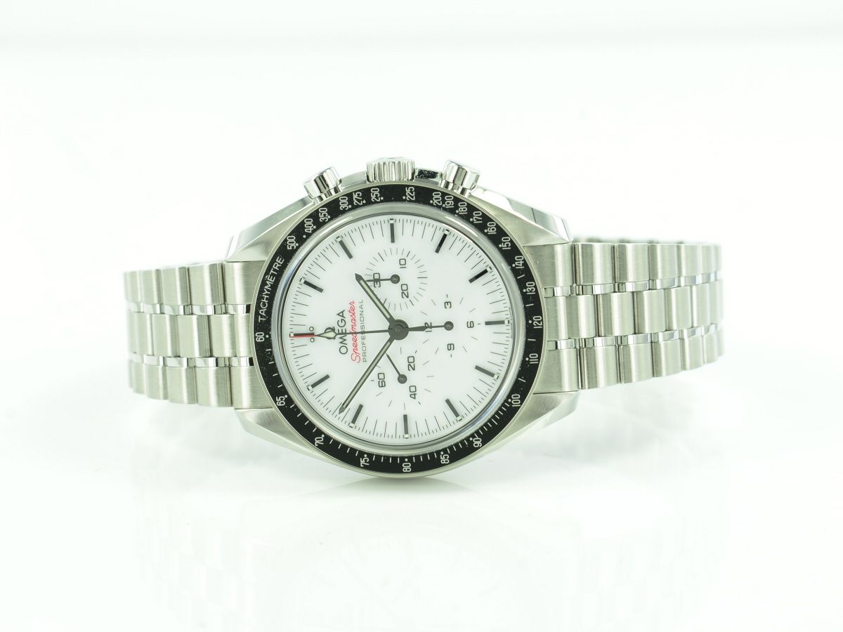 Omega Speedmaster Professional Moonwatch White Dial