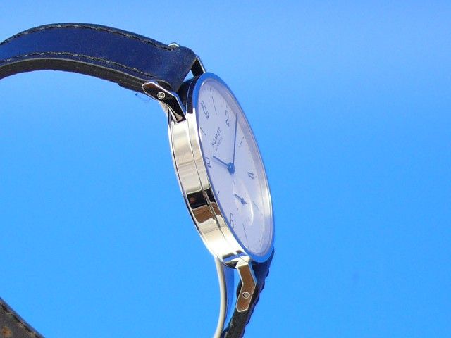 Nomos Tangente aus 01/2015