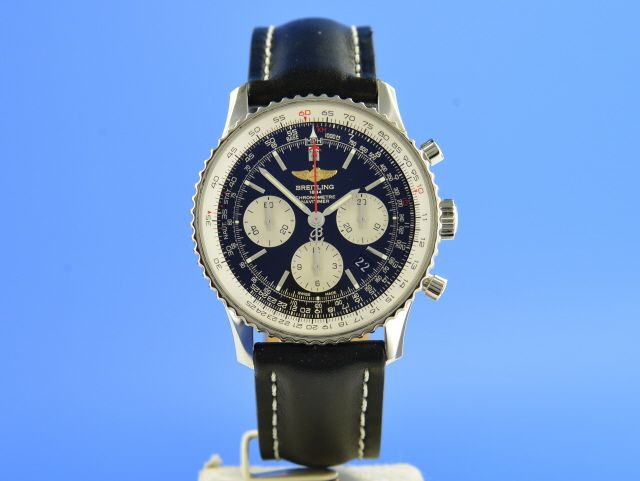 Breitling Navitimer 01 BOEING 777 LIMITED EDITION