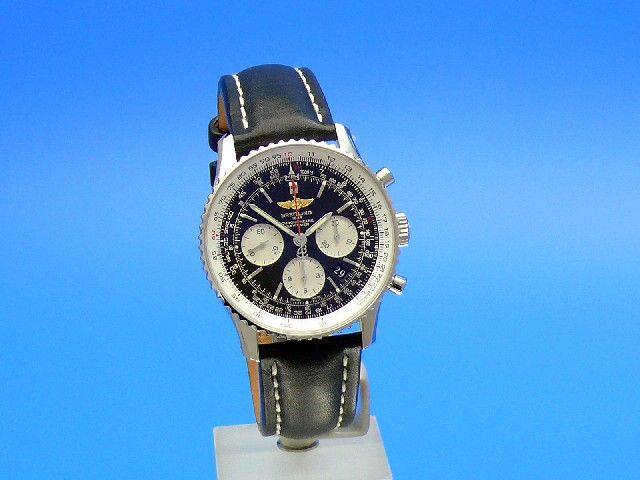 Breitling Navitimer 01