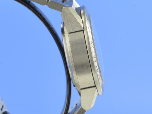 TAG Heuer Carrera Calibre Heuer 01