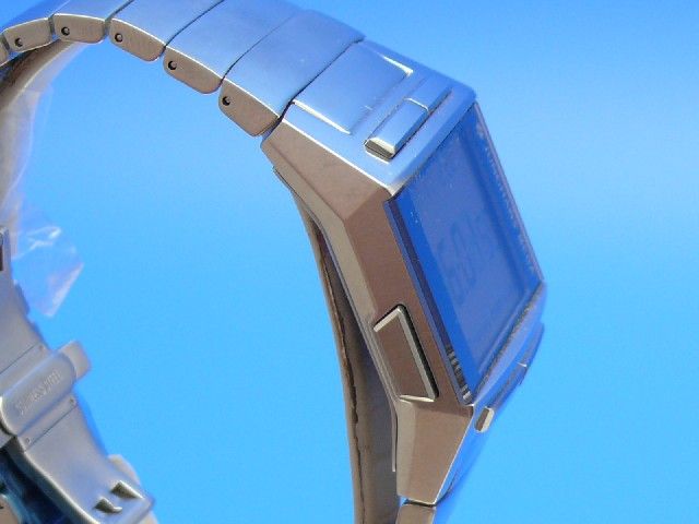 Junghans Mega 1000 Funkuhr Avantgrade