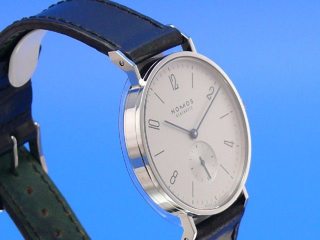 NOMOS Tangente aus 11/2013 unget. UVP*1280