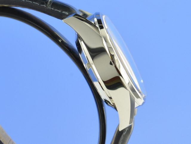 TAG Heuer Carrera Calibre 16 Heritage Chronograph