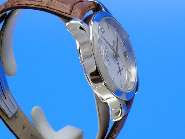 Jaeger-LeCoultre Master Hometime