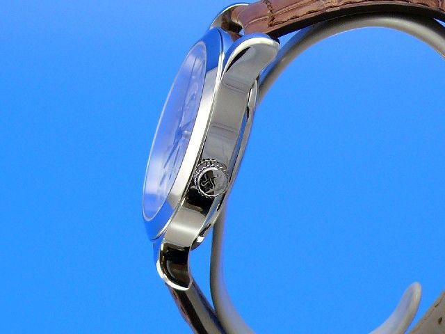 Jaeger-LeCoultre Master Hometime