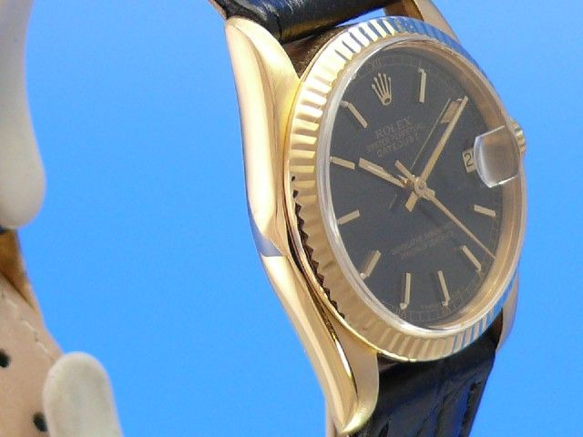 Rolex Datejust Medium 18K Gold