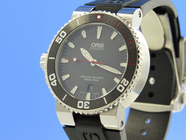 Oris Aquis Red Limited Edition 200 St.