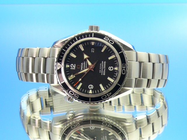 Omega Seamaster Planet Ocean aus 11/2010