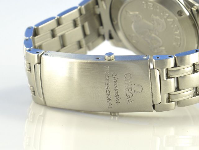 Omega Seamaster Diver 300M Co-Axial Medium