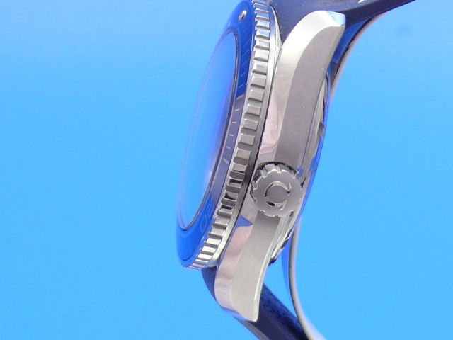 Omega Seamaster Planet Ocean Titan 232.92.46.21.03.001