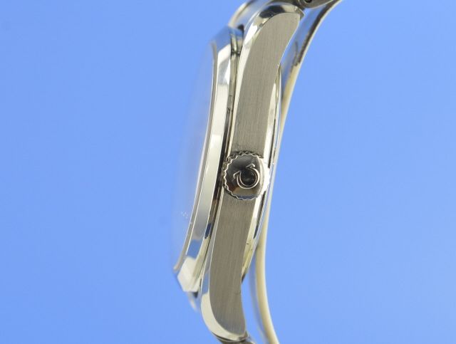 Omega Seamaster Aqua-Terra Midsize Quarz