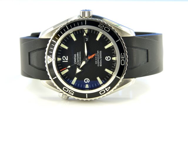 Omega Seamaster Planet Ocean Casino Royal James Bond