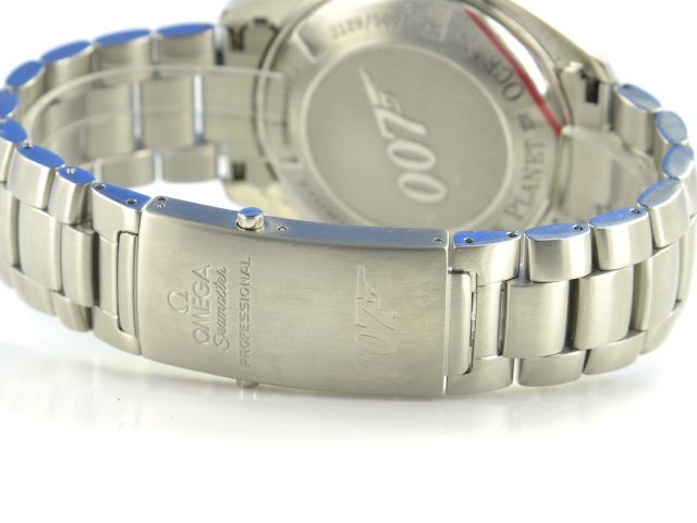 Omega Seamaster Planet Ocean Quantum of Solace