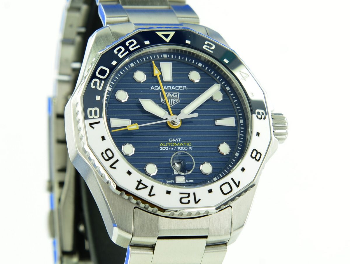 TAG Heuer Aquaracer Professional 300 GMT