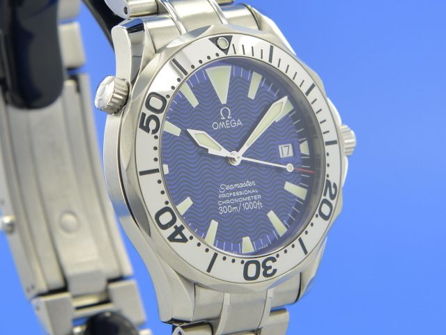 Omega Seamaster Diver 300M Blue Dial Automatik