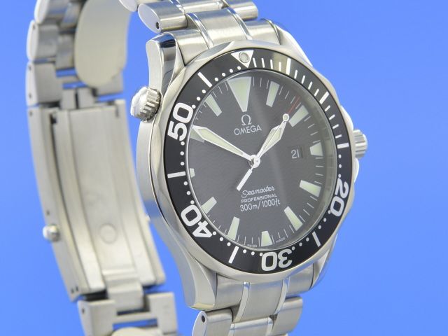 Omega Seamaster Diver 300M Chronometer