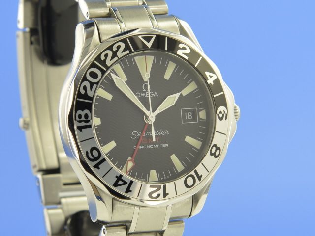 Omega Seamaster Diver 300M GMT