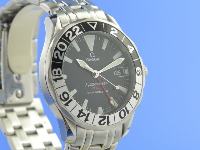Omega Seamaster Diver 300M GMT
