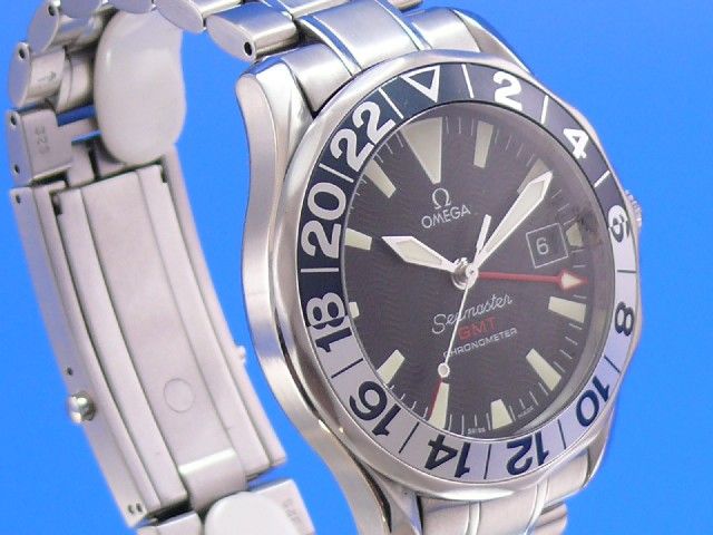 Omega Seamaster Diver 300M GMT
