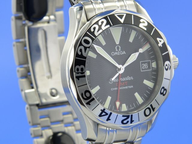 Omega Seamaster Diver 300M GMT