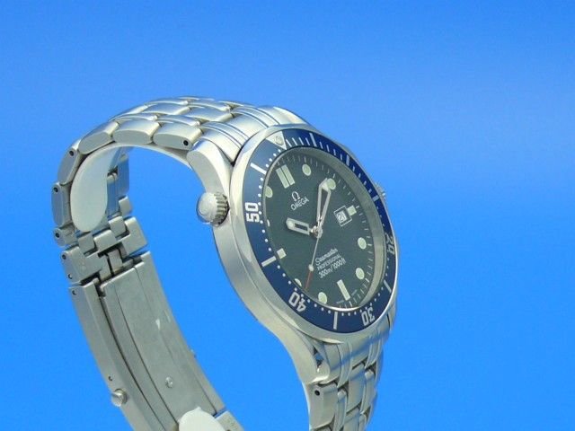 Omega Seamaster Diver 300M James Bond