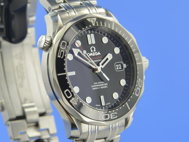 Omega Seamaster Diver 300M Keramik