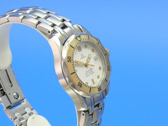 Omega Seamaster Diver 300M Lady