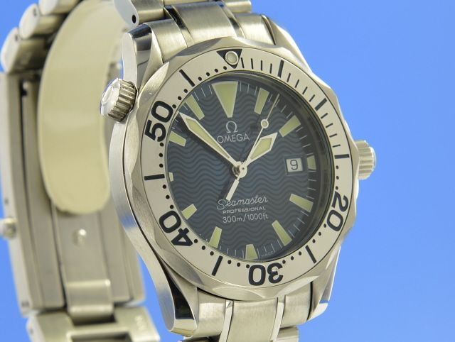 Omega Seamaster Diver 300M Medium Quarz