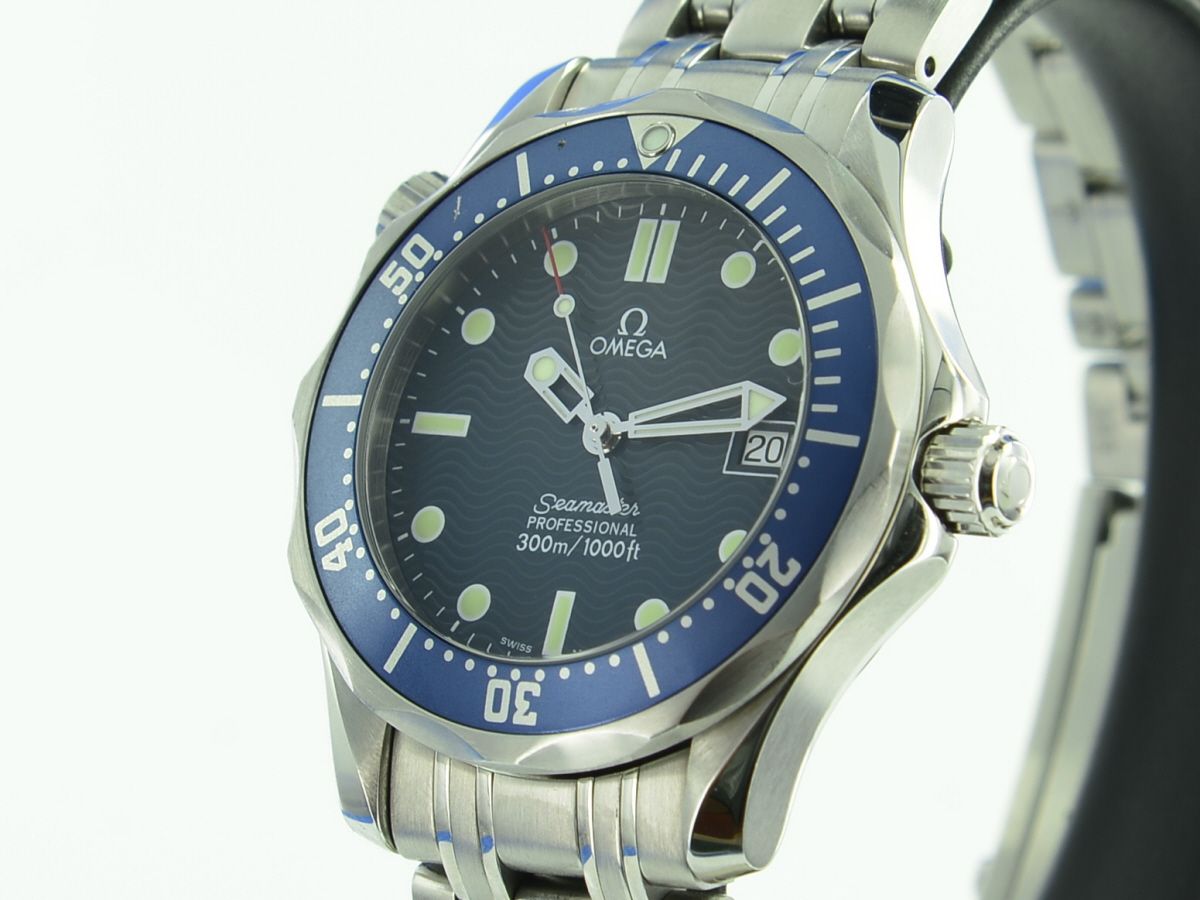 Omega Seamaster Diver 300M Mid Size 2561800