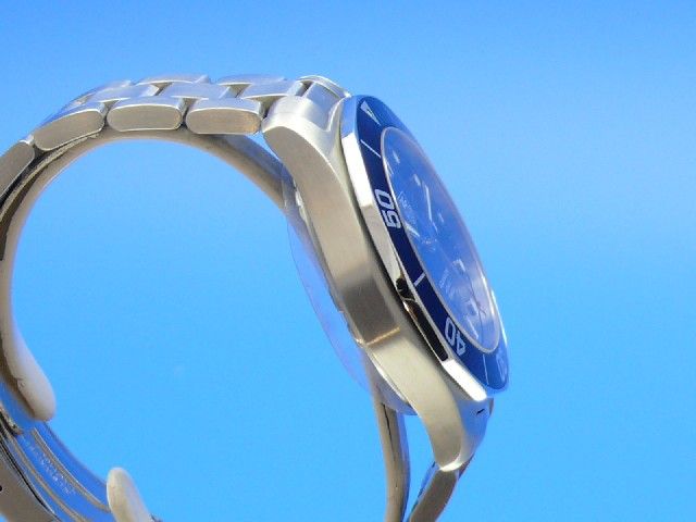 TAG Heuer Aquaracer 300M