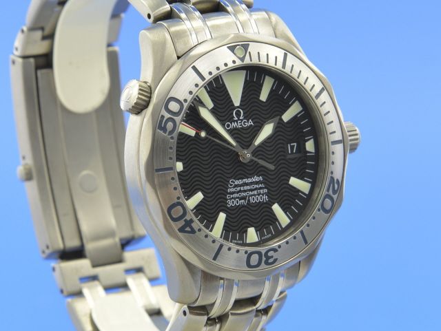 Omega Seamaster Diver 300M Titan