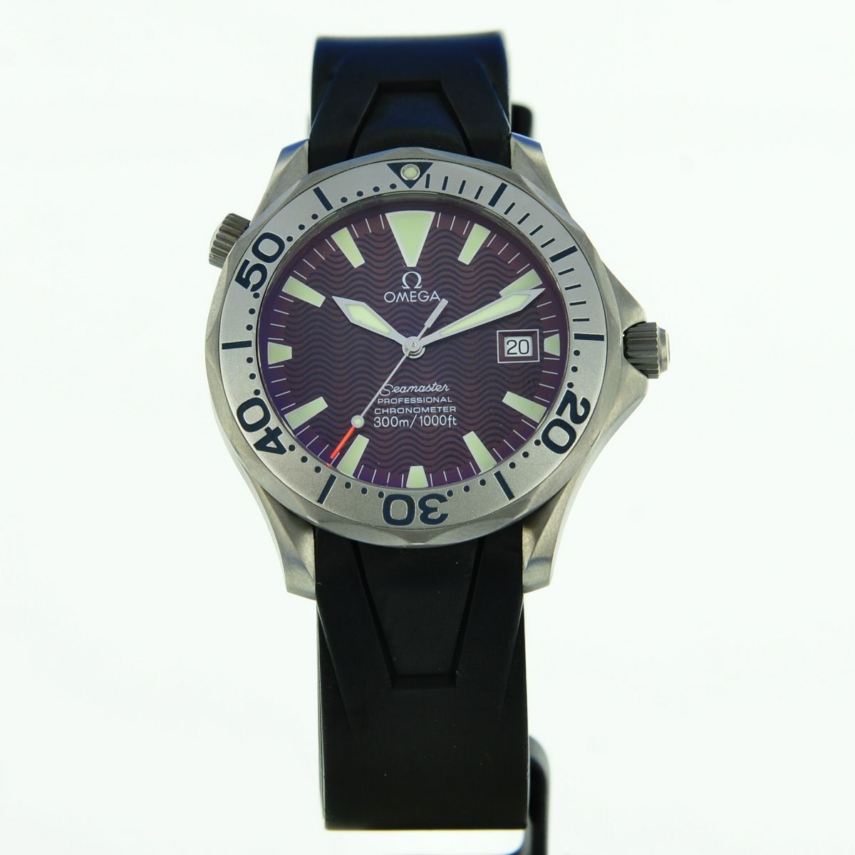 Omega Seamaster Diver 300M Titan Red Dial Seltenheit 168.1623