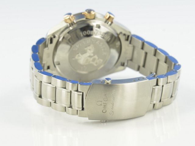 Omega Speedmaster Day/Date Chronograph Stahl/Rotgold