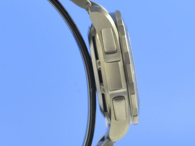 Omega Speedmaster Skywalker X-33