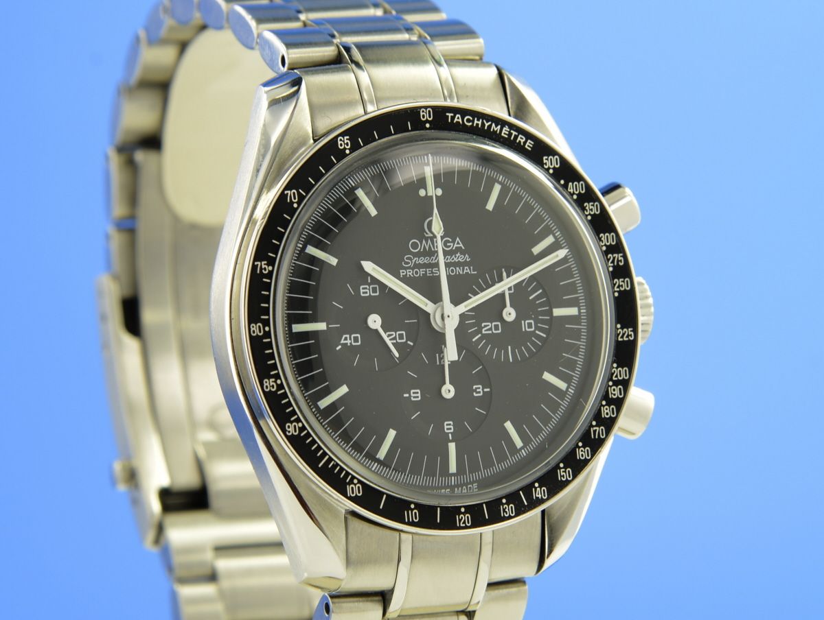 Omega Speedmaster Moonwatch